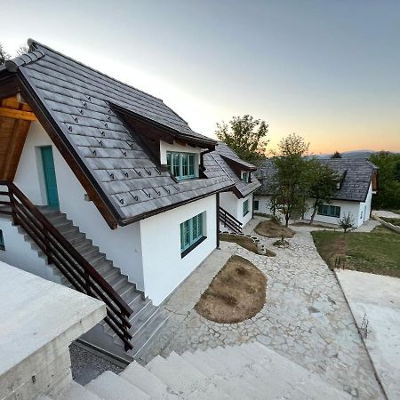 Retro Village Ravne Visoko Exteriér fotografie