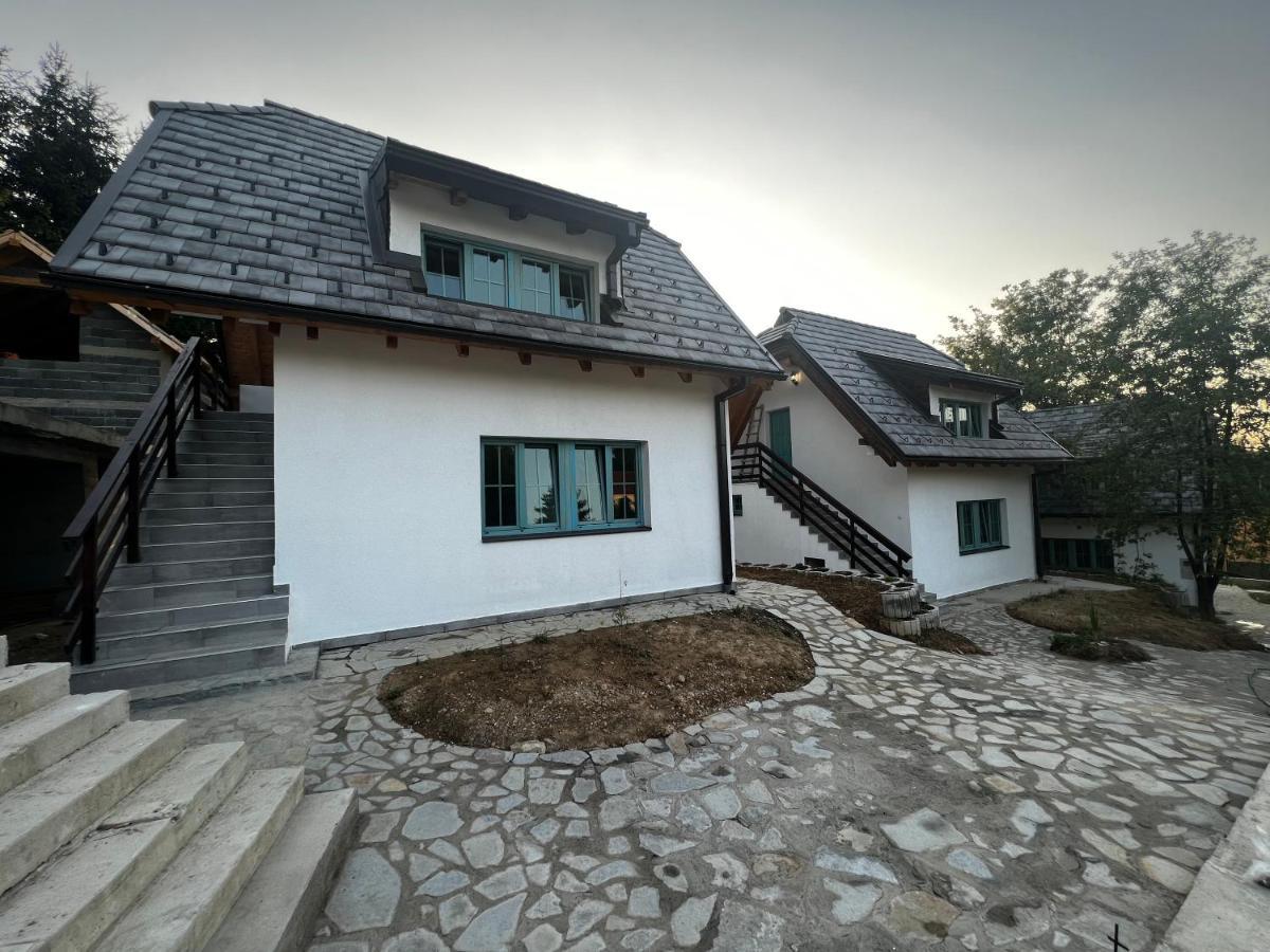 Retro Village Ravne Visoko Exteriér fotografie